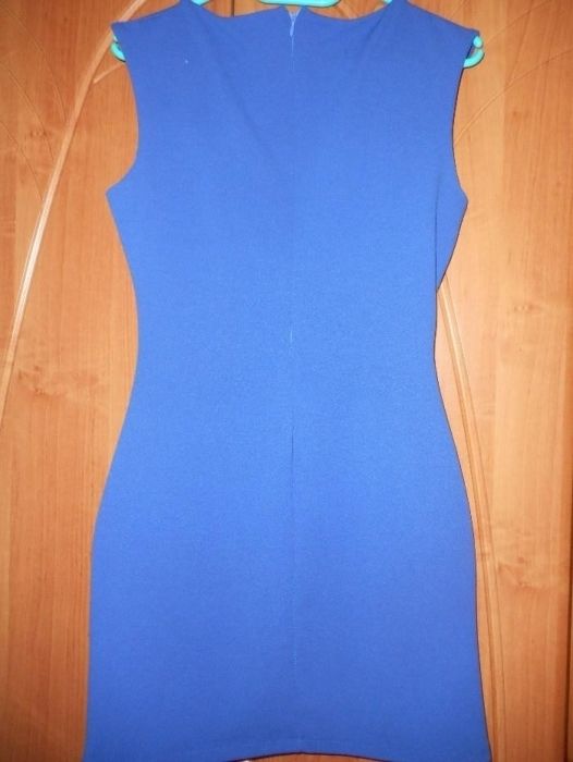 niebieska sukienka dopasowana lycra rozmiar 38/40 M/L na wesele bal