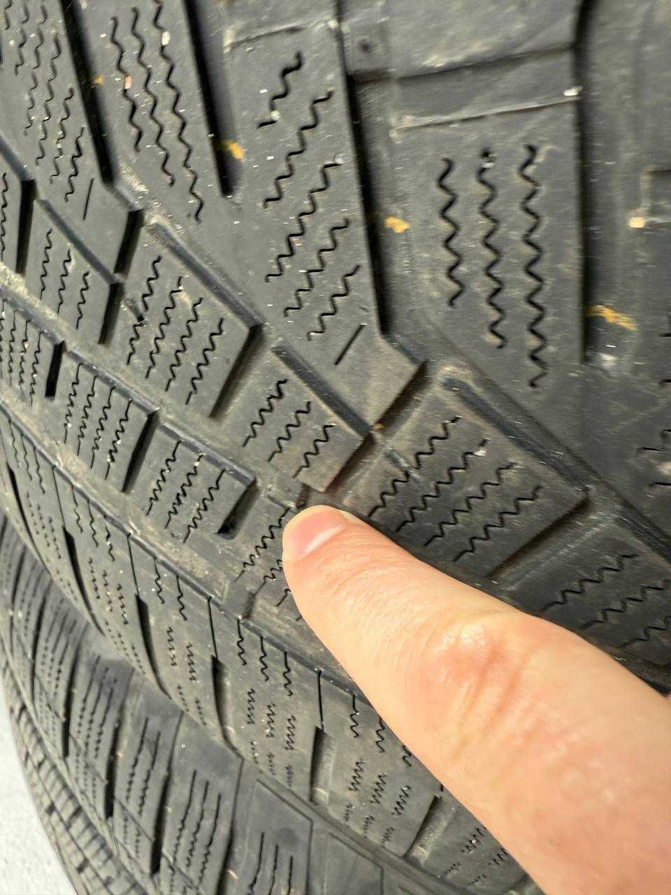Продам 4 зимові шини Hankook I Cept EVO 2 SUV 285x45x21