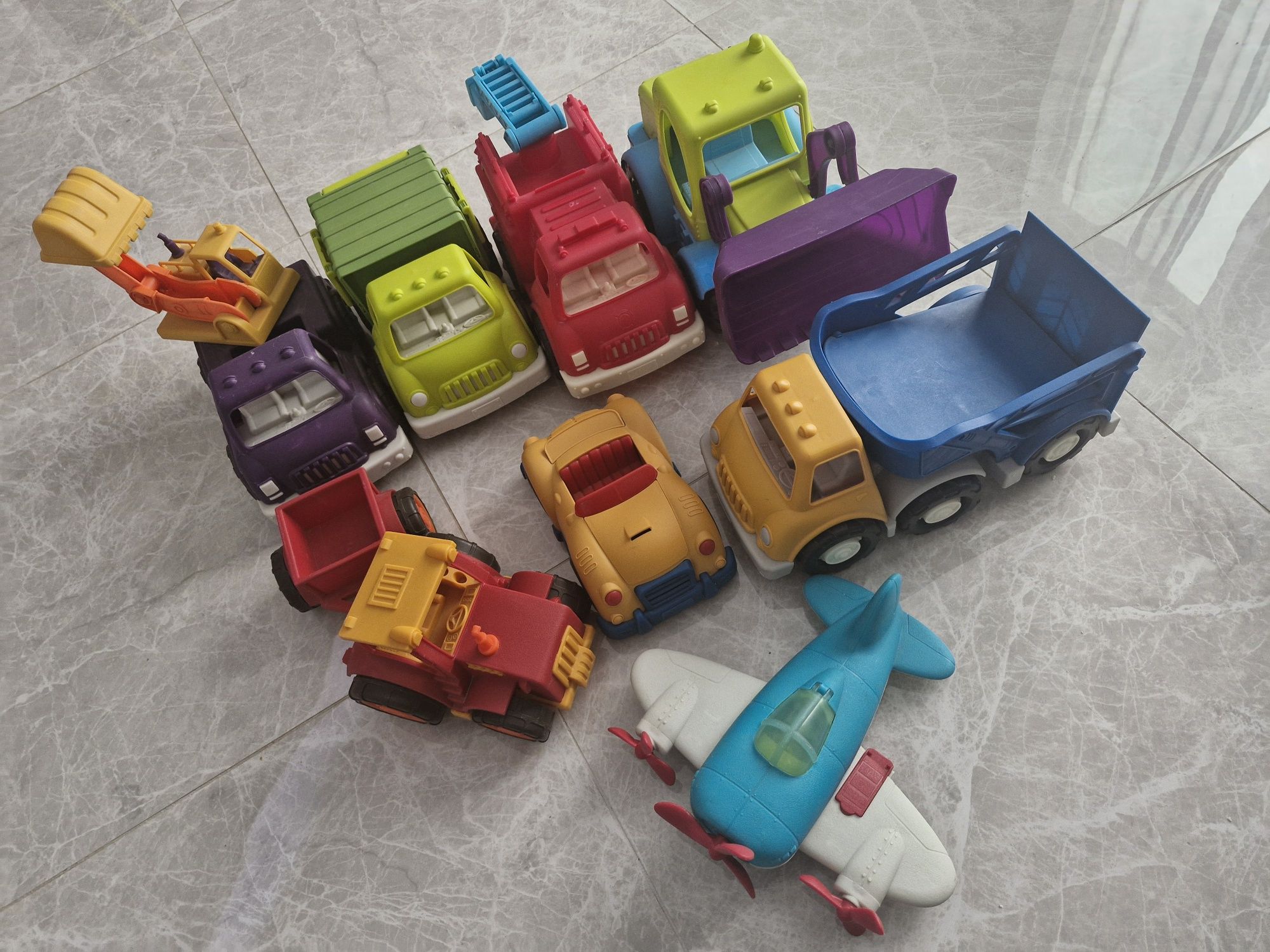 Wielki zestaw pojazdów B.Toys Wonder Wheels