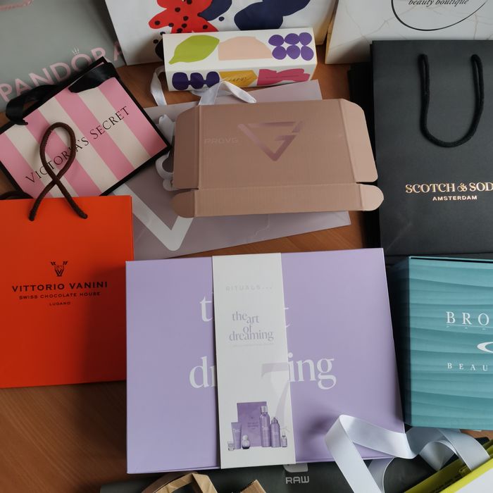 Подарункові пакети Victoria's Secret, Pandora, Diesel, Scotch&Soda