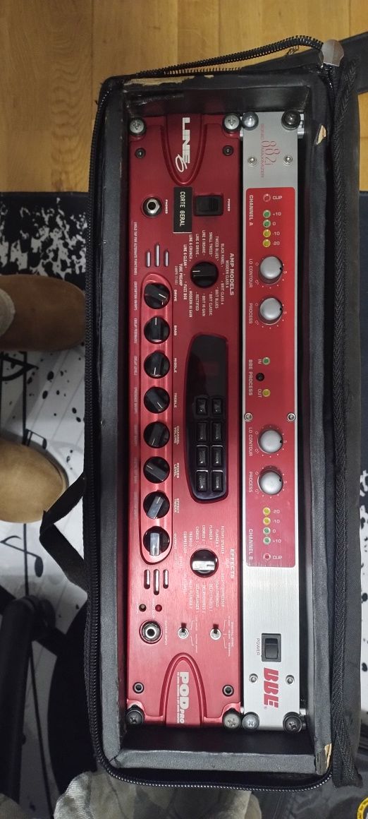 Line 6 Pod Pro + Floorboard