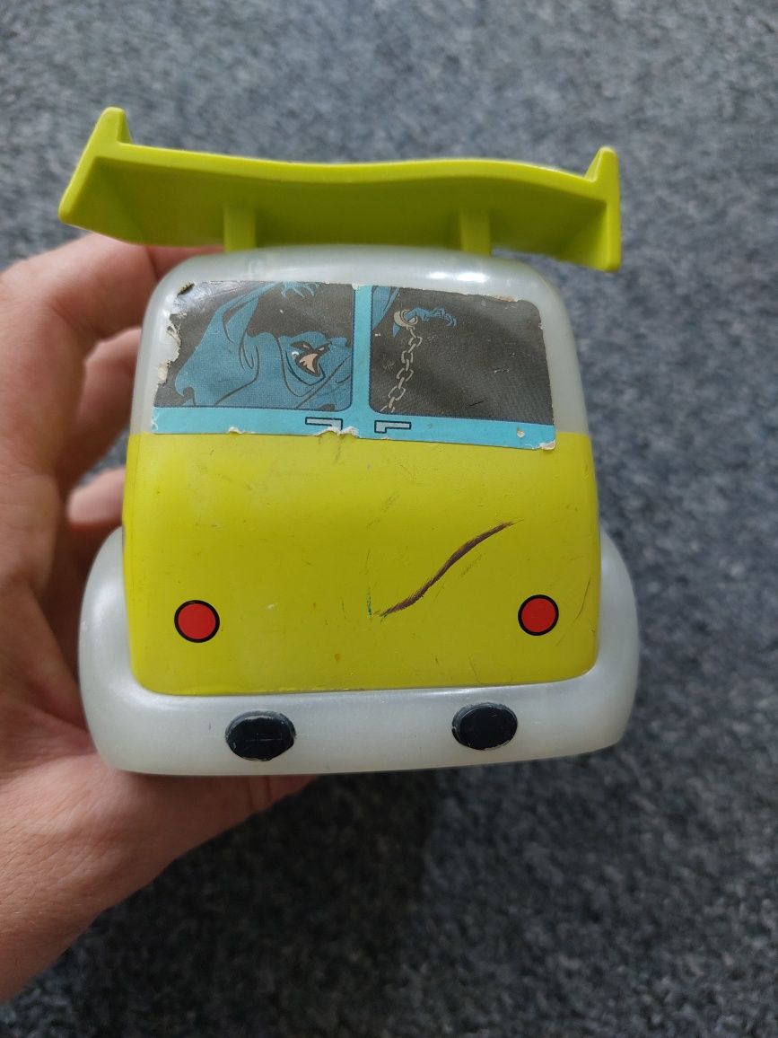 Scooby-Doo Mystery Machine samochodzik świecący w ciemności glow