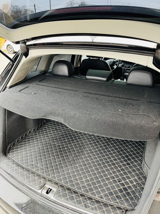 Полиця багажника Audi Q5 8R (2008–2015)