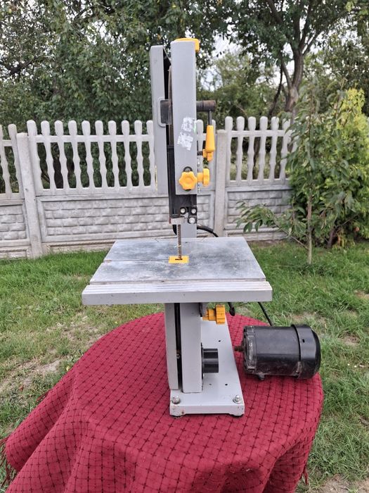 Piła taśmowa TITAN