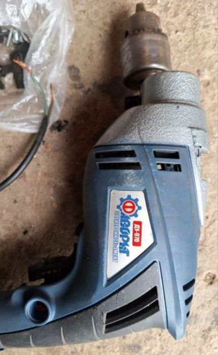 Дрель ударная б/у