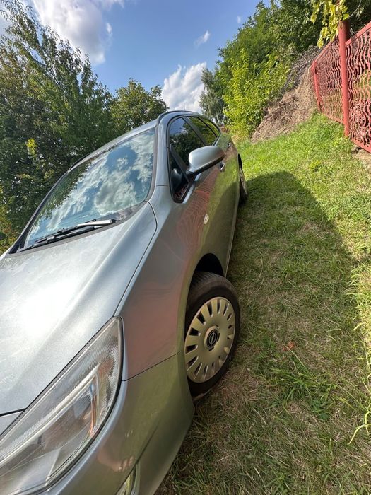 Opel astra j 2011рік