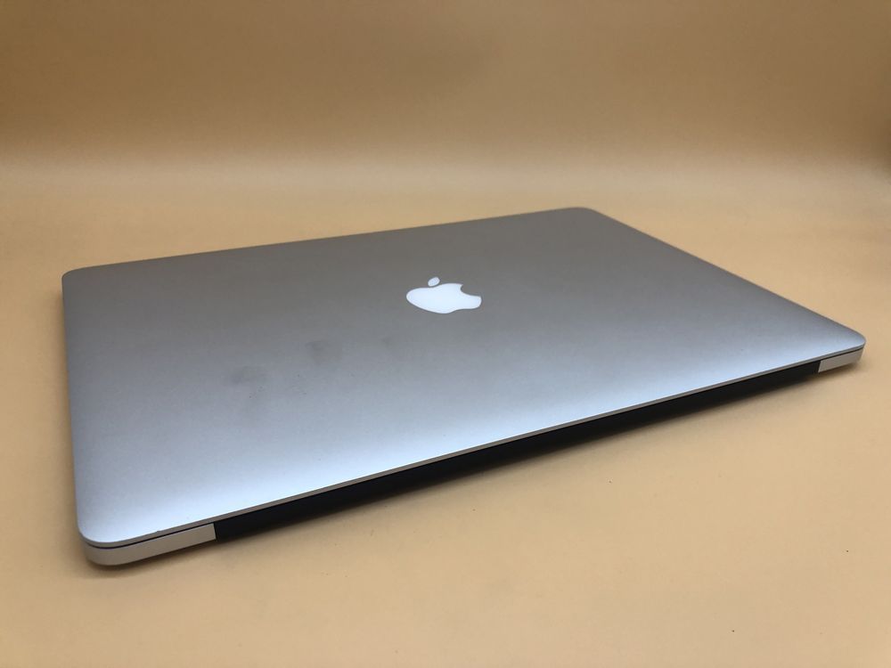 Macbook pro 15.4 дюйма 2013 512sdd i7 16 gb батарея 350 циклів