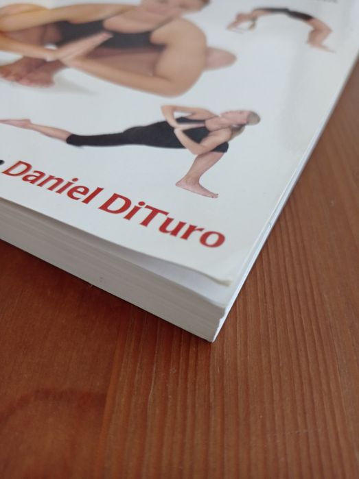 Hatha yoga - illustrated - for greater strength, flexibility and focus