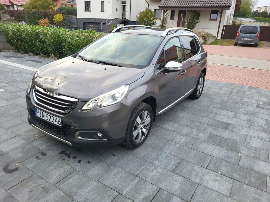 Peugeot 2008 1.2b  przebieg 76673km klimatronik panoramiczny dach  AUTOMAT