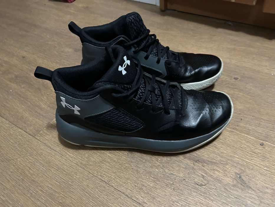 Wysokie buty under armour jesien zima