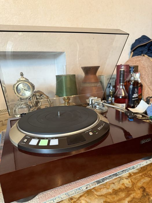 Високоякісний Програвач Вінілу Denon DP-60L / Японія