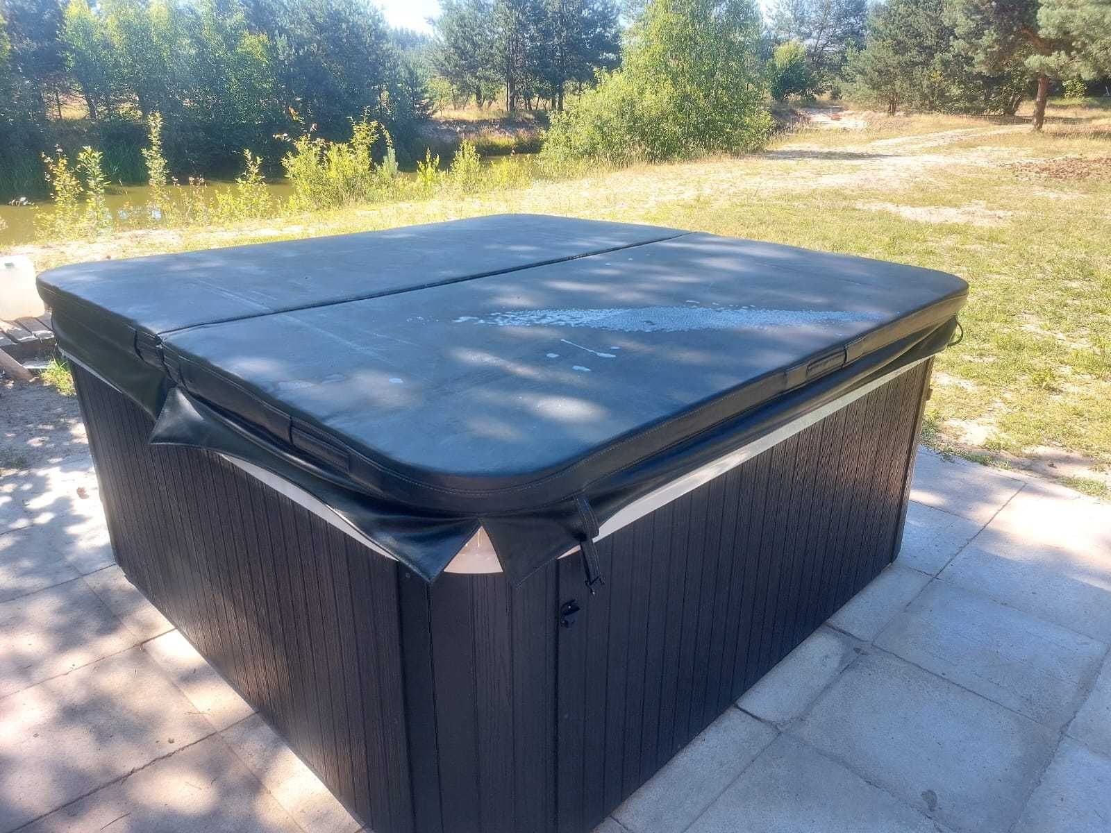 Jacuzzi Artesian Spas 850L Deluxe USA | 6 os. | LED | Po serwisie