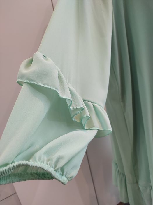 Luźna miętowa sukienka New Collection