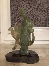 Rzeźba z jadeitu chińska Gejsza