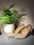Beżowe buty Venezia