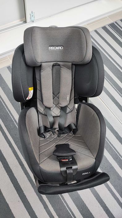 Fotelik samochodowy obrotowy RECARO Zero.1 i-Size Carbon Black