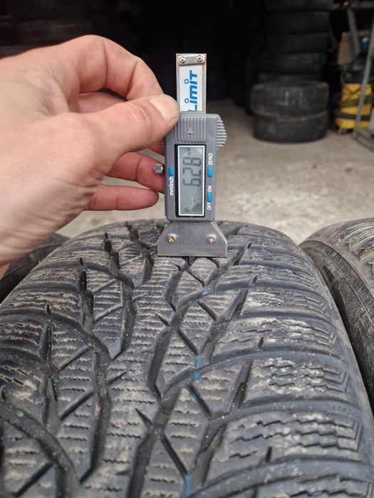 Шини зимові 215/55/R16 97H Nokian WR D4