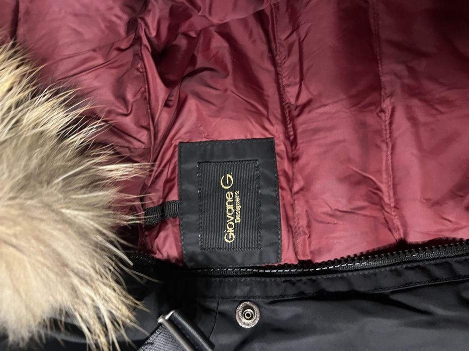 Продам пуховик дживанши