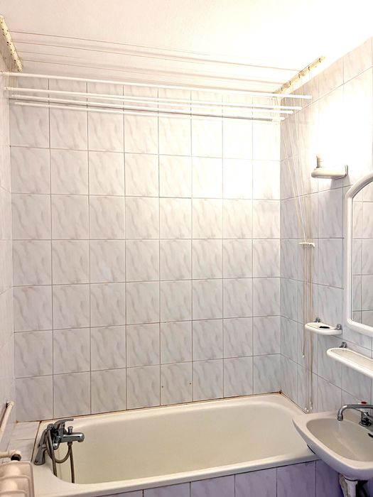 3 pokoje na zielonej Chomiczówce do remontu