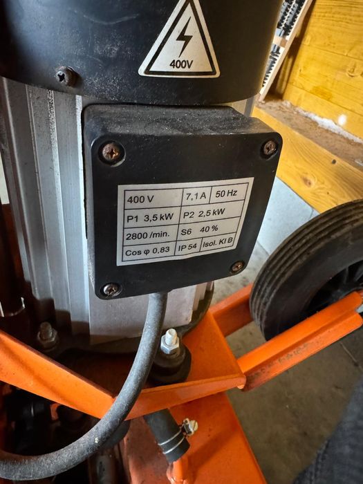 Łuparka do drewna Scheppach 15 ton .