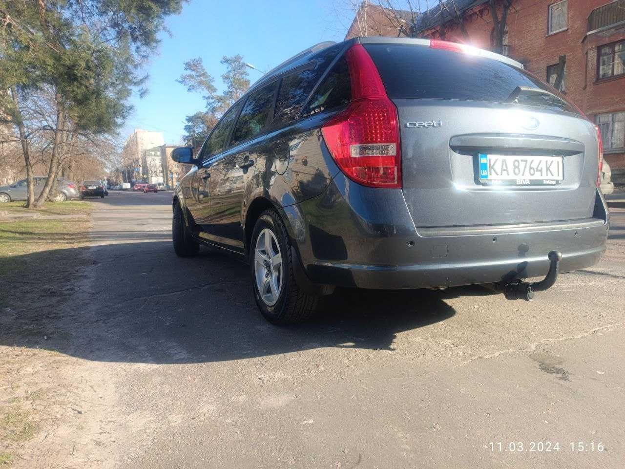 Продам Автомобиль Kia Ceed