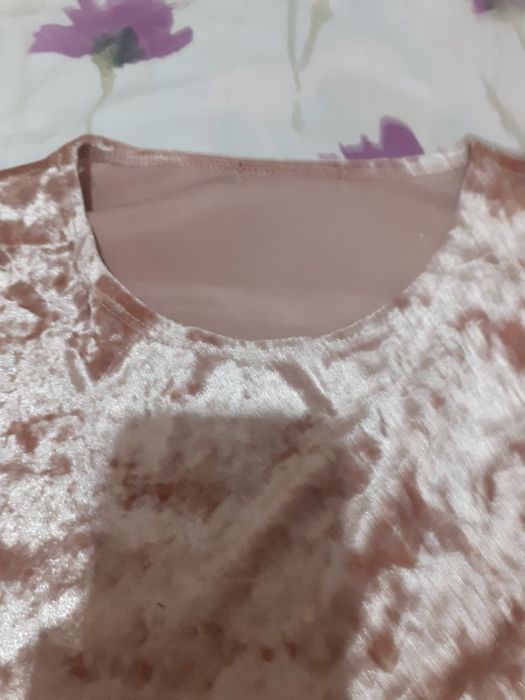 Платье на девочку 7- 8  лет. Велюровое