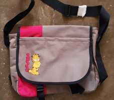 Bolsa Garfield  nova