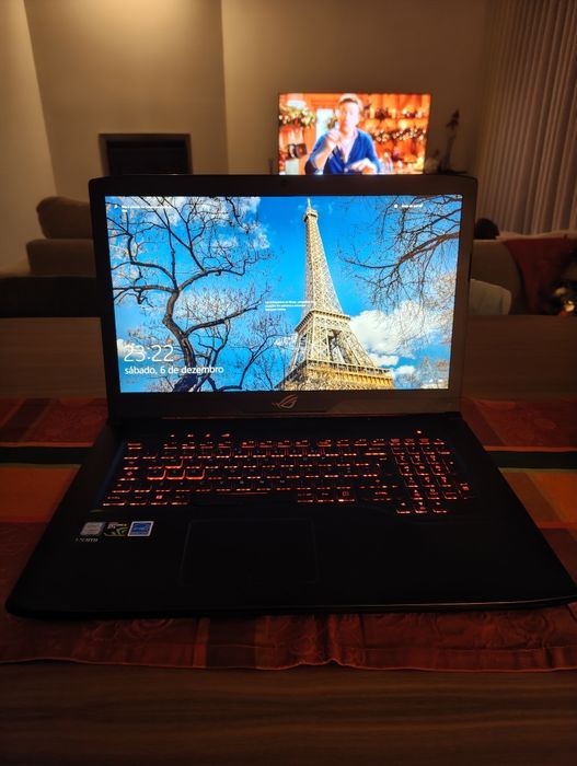 Laptop ASUS Rog 18"