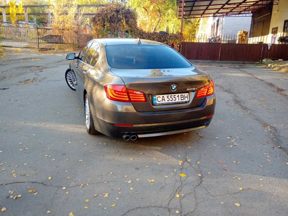 Продам автомобіль BMW