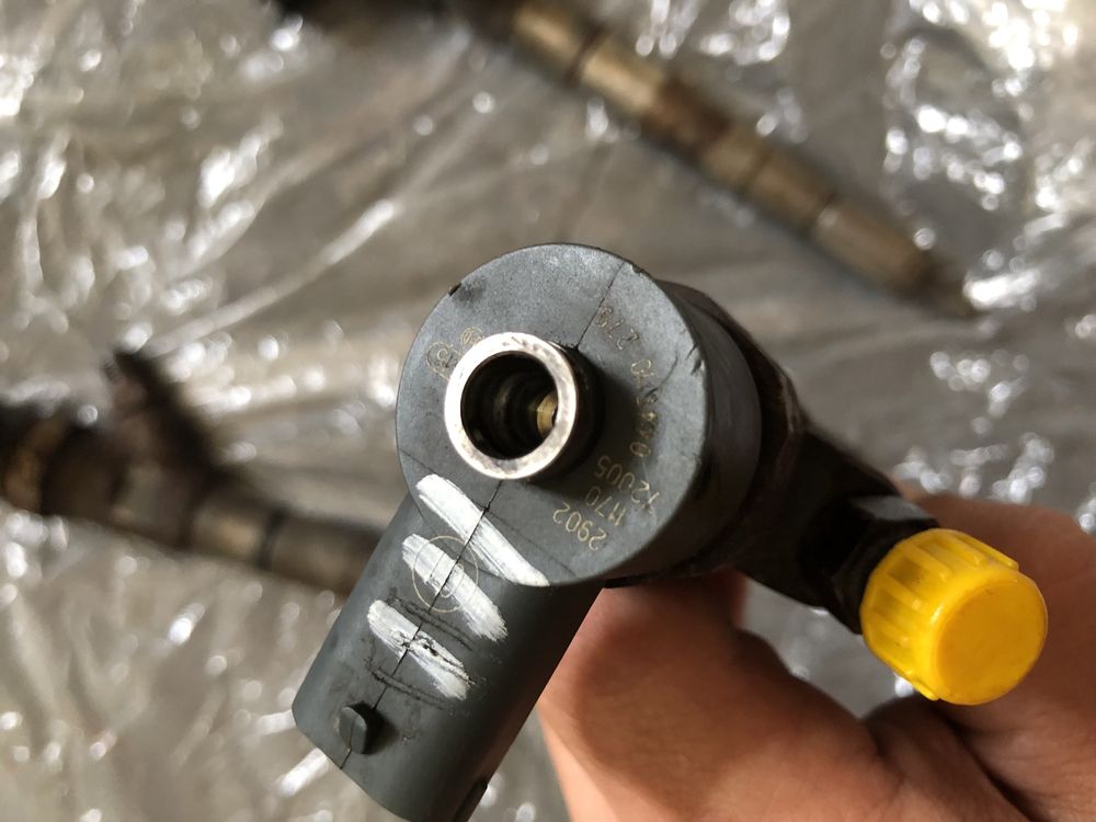 Форсунки KIA CORENTO 2.5 crdi 0445110279 0445110186
