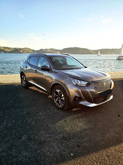 Peugeot 2008 ALLURE BlueHDi