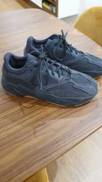 Yeezy Boost 700 Utility Black - 46