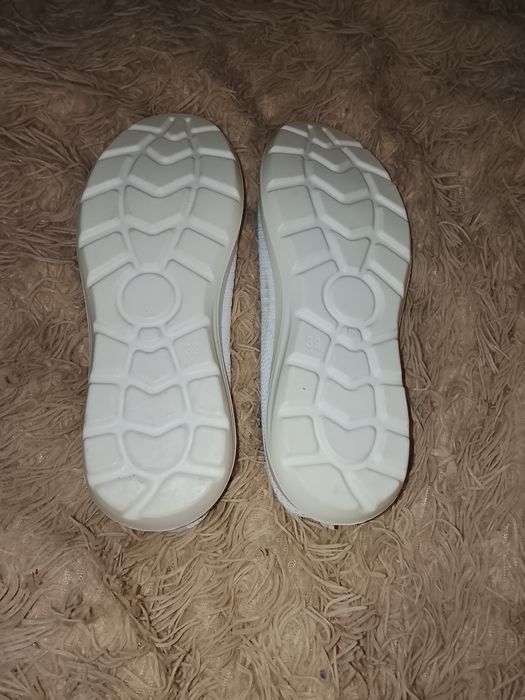 Продам черевики жіночі