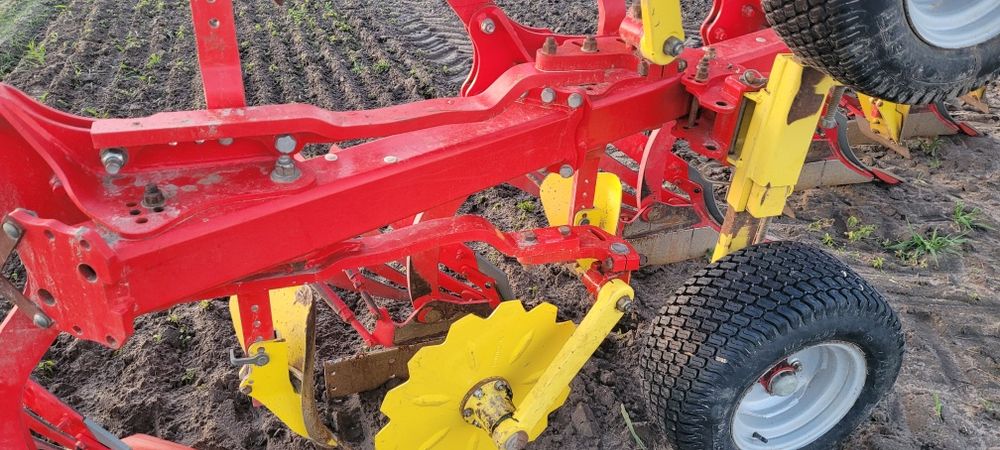 Pług obrotowy 5 Skibowy  Pottinger Servo 35