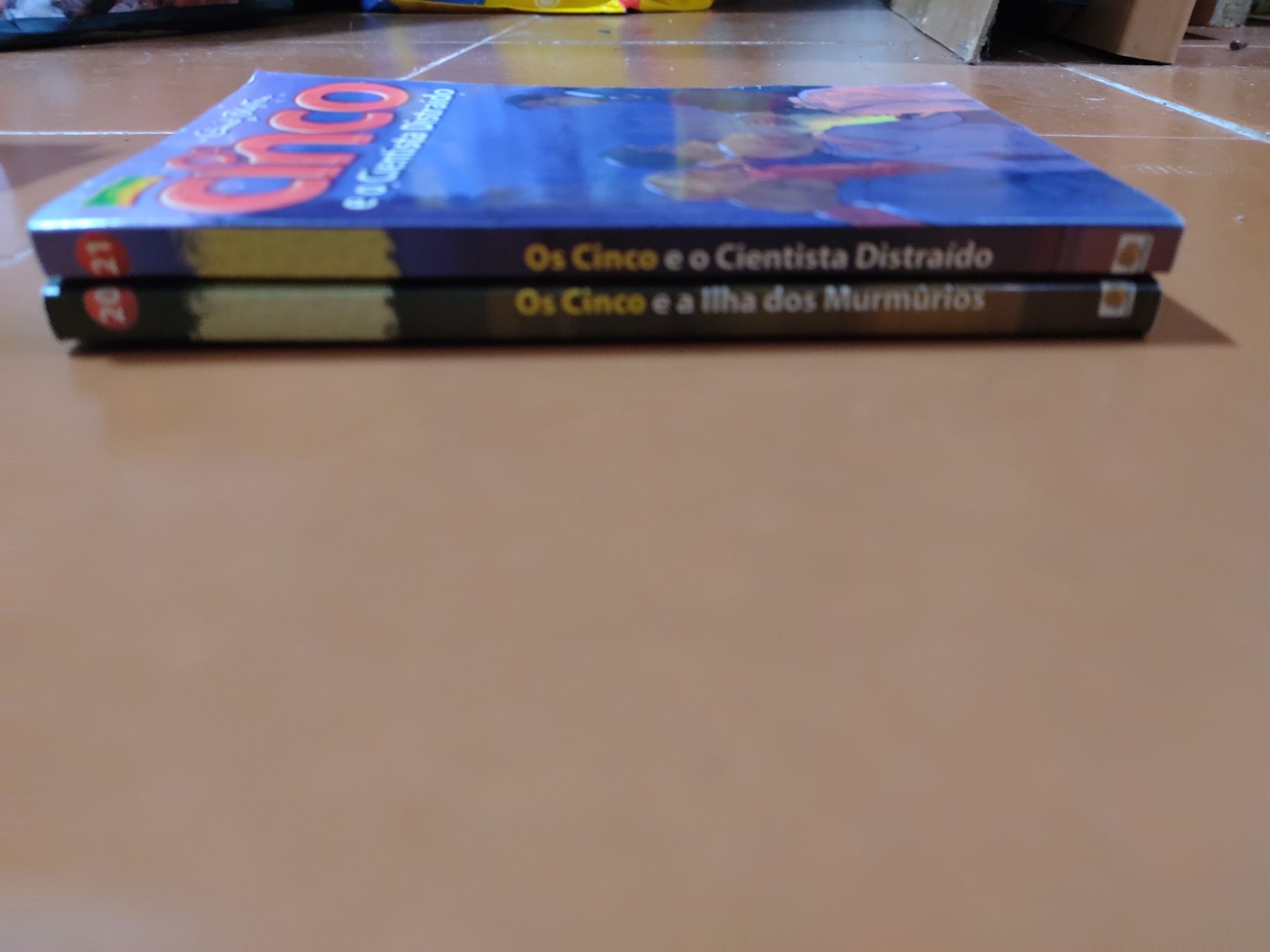 Livros  Os Cinco