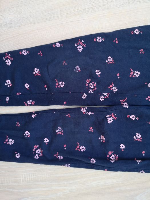 Legginsy Sinsay rozm. 122