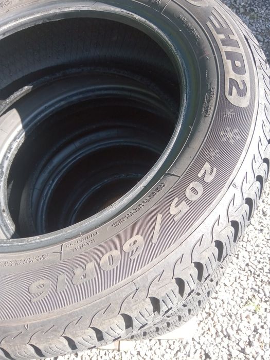 opony debica frigo r16  205 60  8mm zima