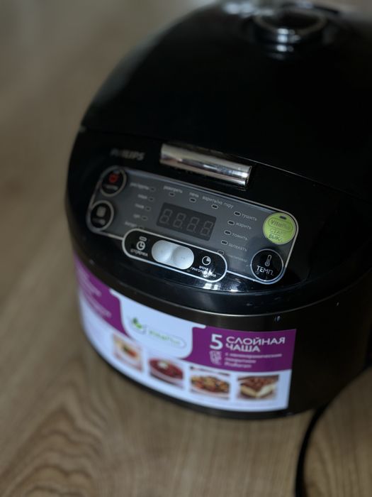 Мультиварка PHILIPS HD3137