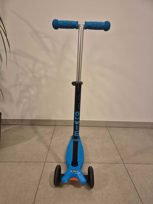 Hulajnoga Maxi Micro niebieska