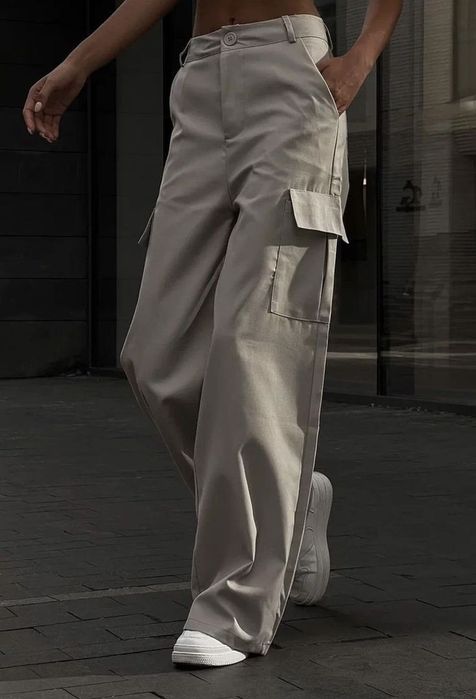 Штани карго H&M.