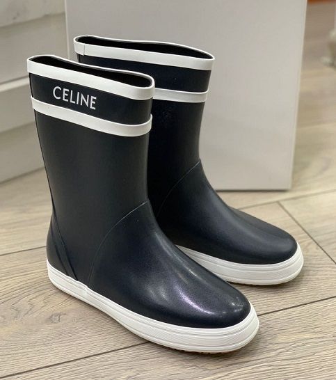 Продам стильні резинові сапожки CELINE