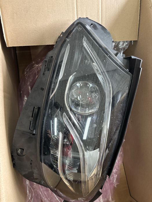 2 oticas mercedes E coupé w238