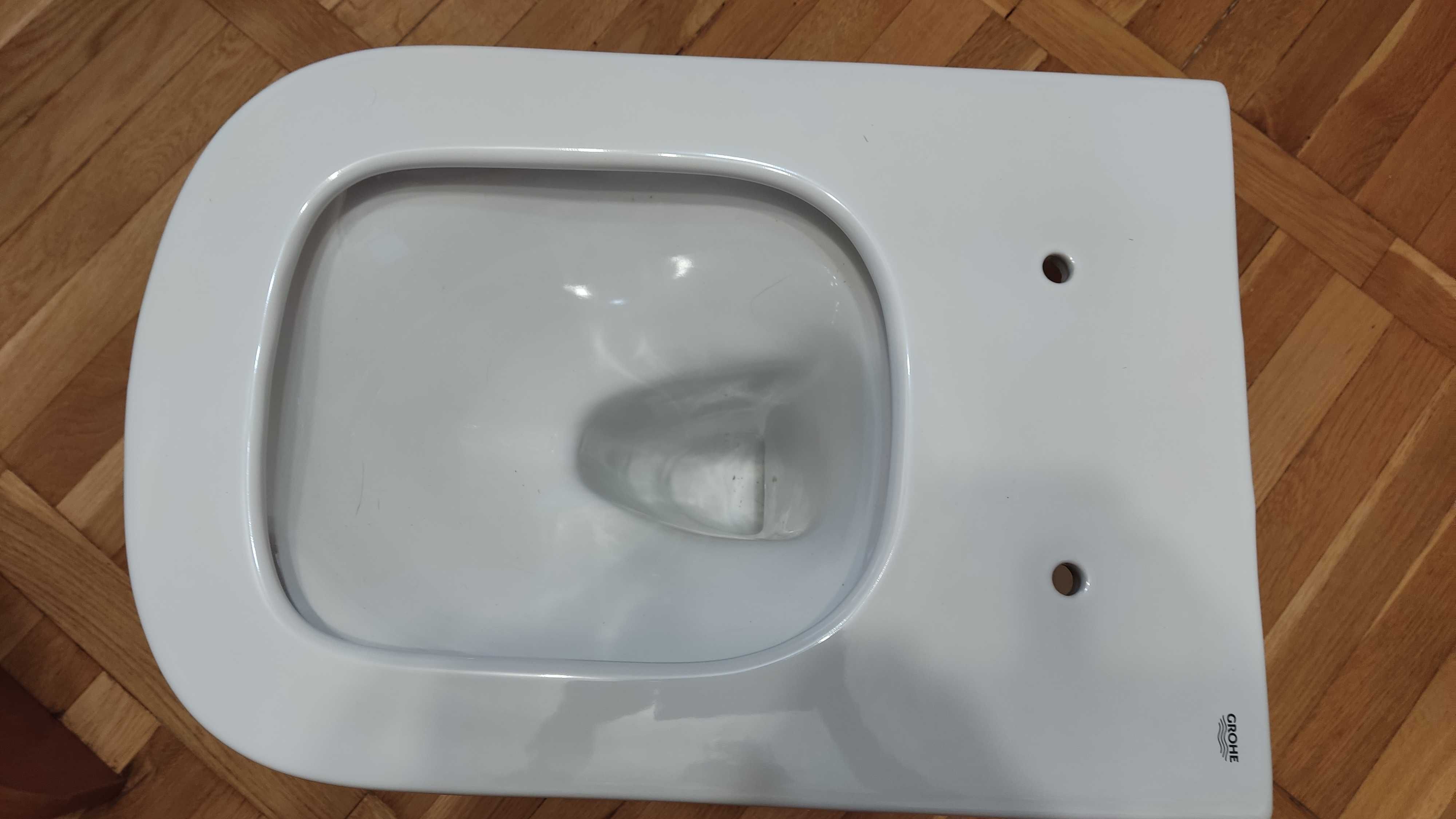 Grohe Euro Ceramic miska WC stojąca bez kołnierza biała