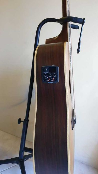 Guitarra de 12 cordas