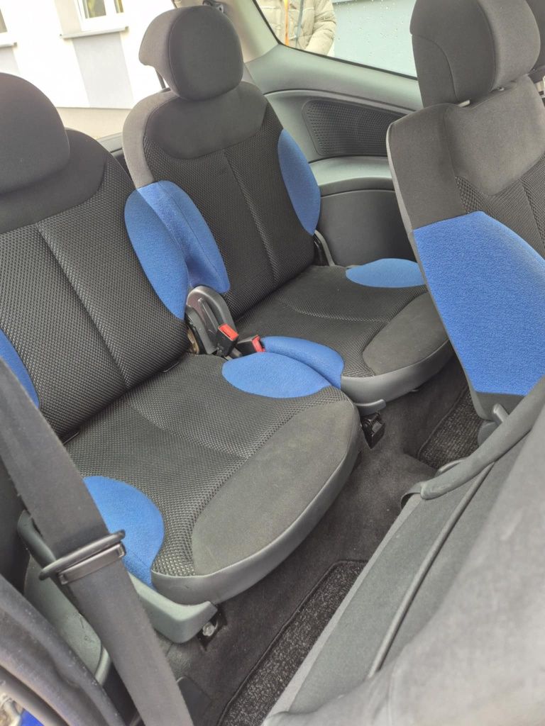Sprzedam Citroen C2 1.4 VTR