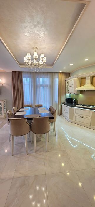 Оренда 3 кімнатної квартири + гардеробна від власника м.Львів