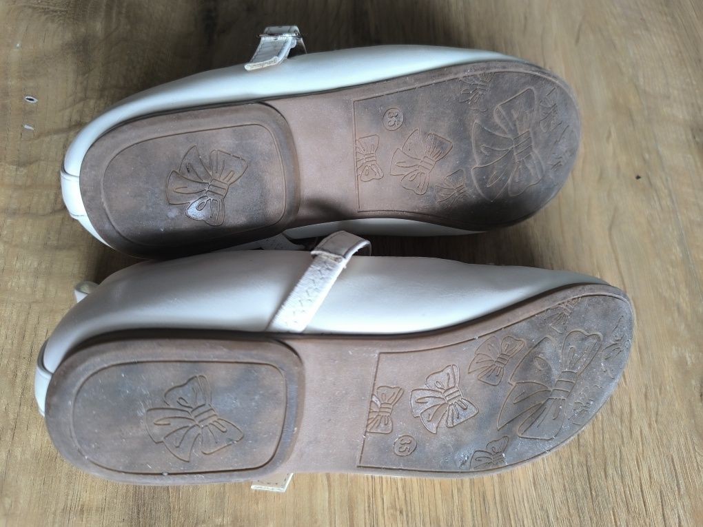 Baleriny buty Reserved 35 komunia baletki
