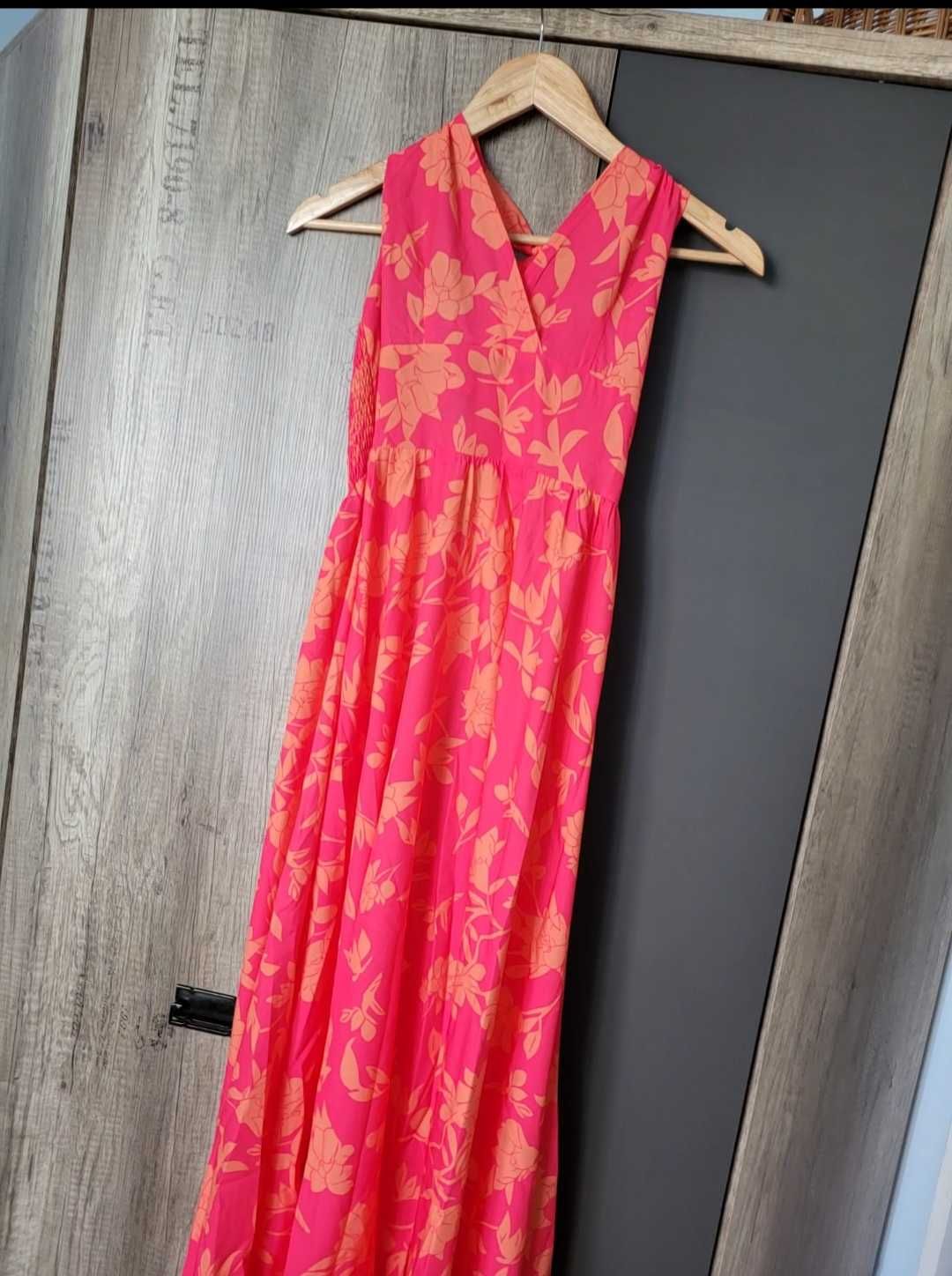 Długa maxi  różowa sukienka kwiatowa sukienka 36S