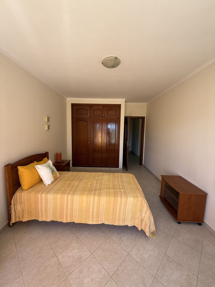 Quarto  individual  Universidade Gambelas