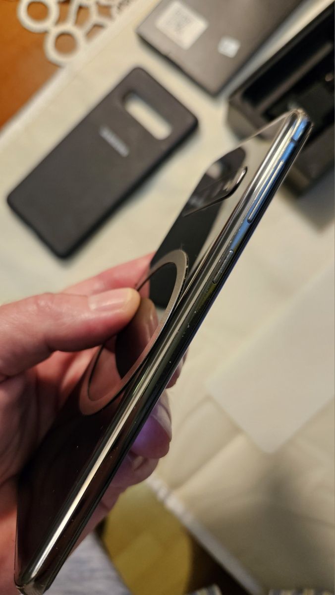Samsung Galaxy S10 SM-G973F/DS